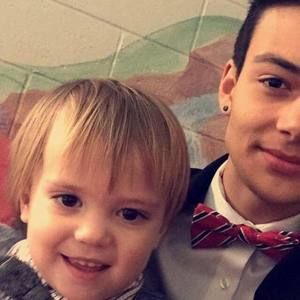 Meet your Posher, Oliver maxwell